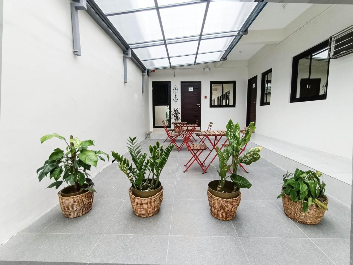 Manzil Anilao B&B Mabini  Buitenkant foto