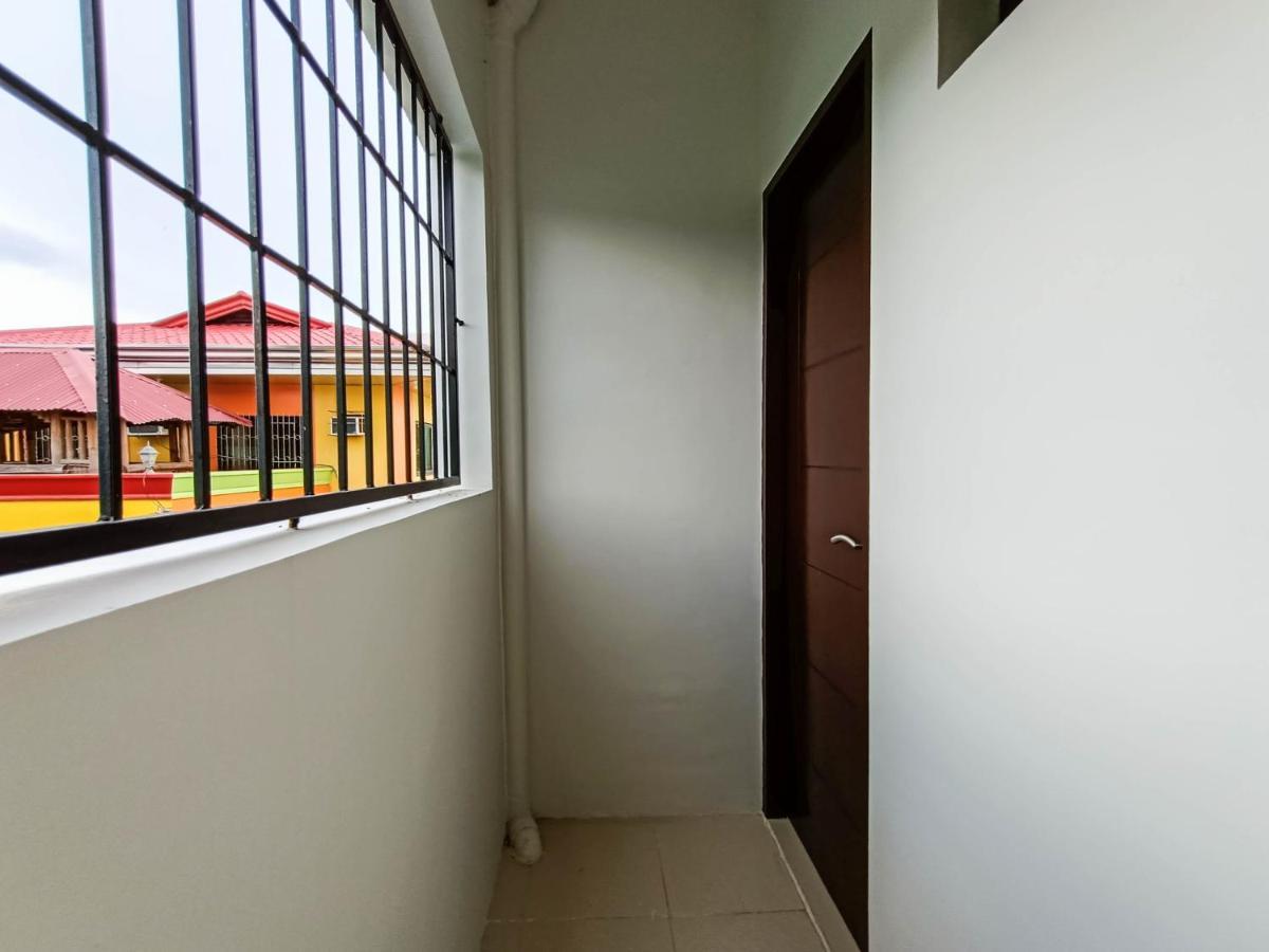 Manzil Anilao B&B Mabini  Buitenkant foto
