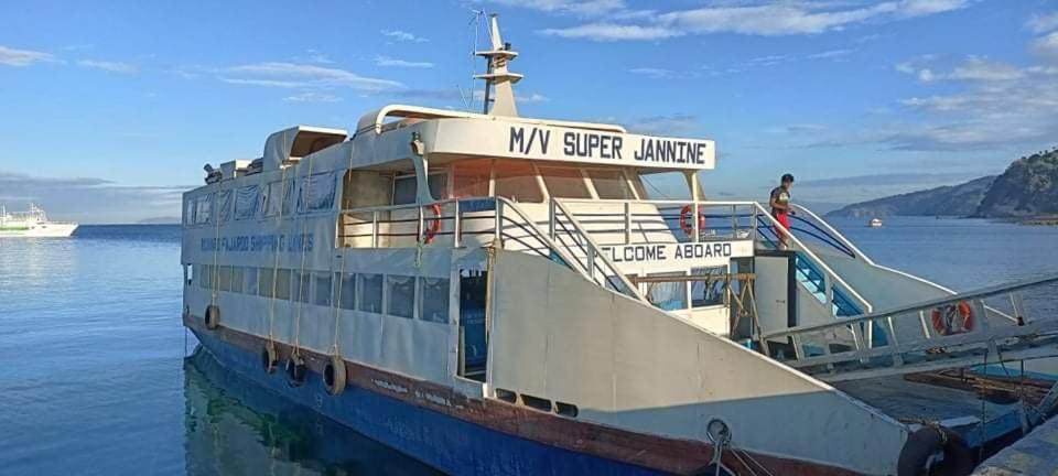 Manzil Anilao B&B Mabini  Buitenkant foto